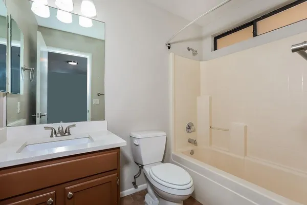 $2,040 | 8515 West Elm Street, Phoenix, AZ 85037
