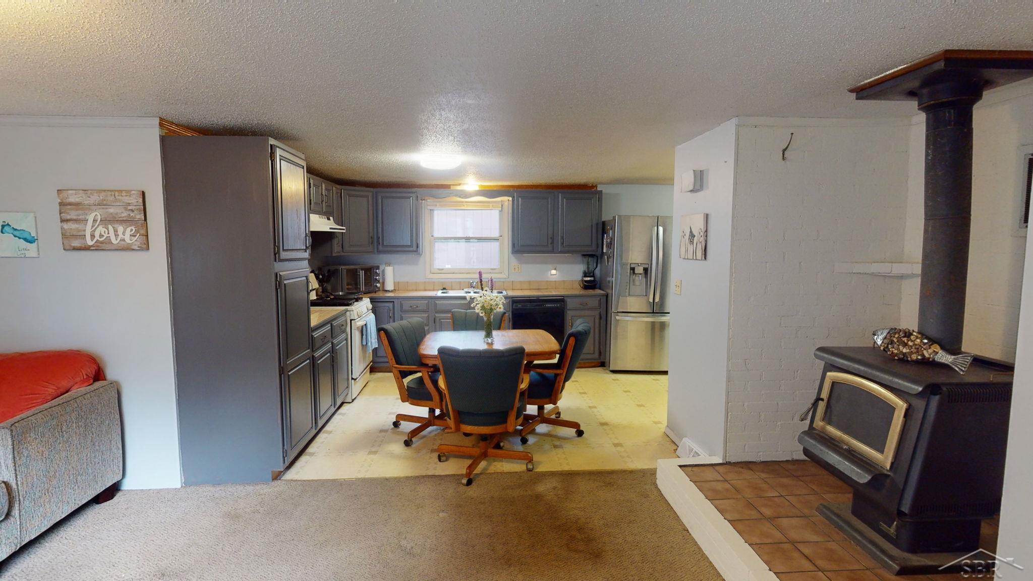 670 Lone Pine Road Harrison, MI 48625 - Photo 18 of 34 50116860-17.JPG