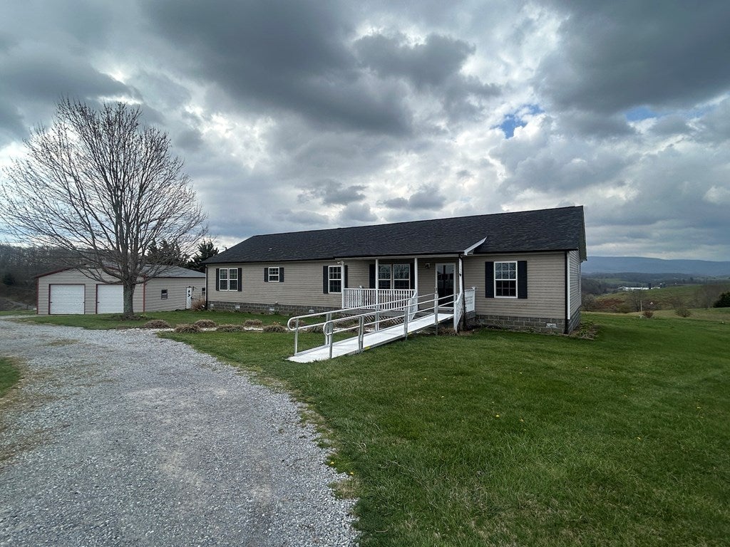 153 Pine Glade Road Rural Retreat, VA 24368 - Photo 35 of 43 Gallery Image 35