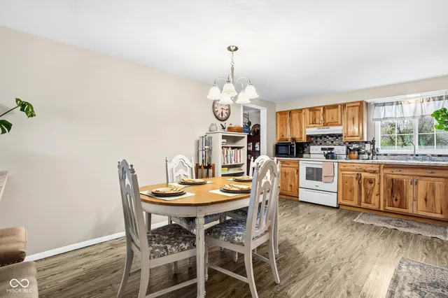 $285,000 | 910 Stardust Boulevard, Noblesville, IN 46060