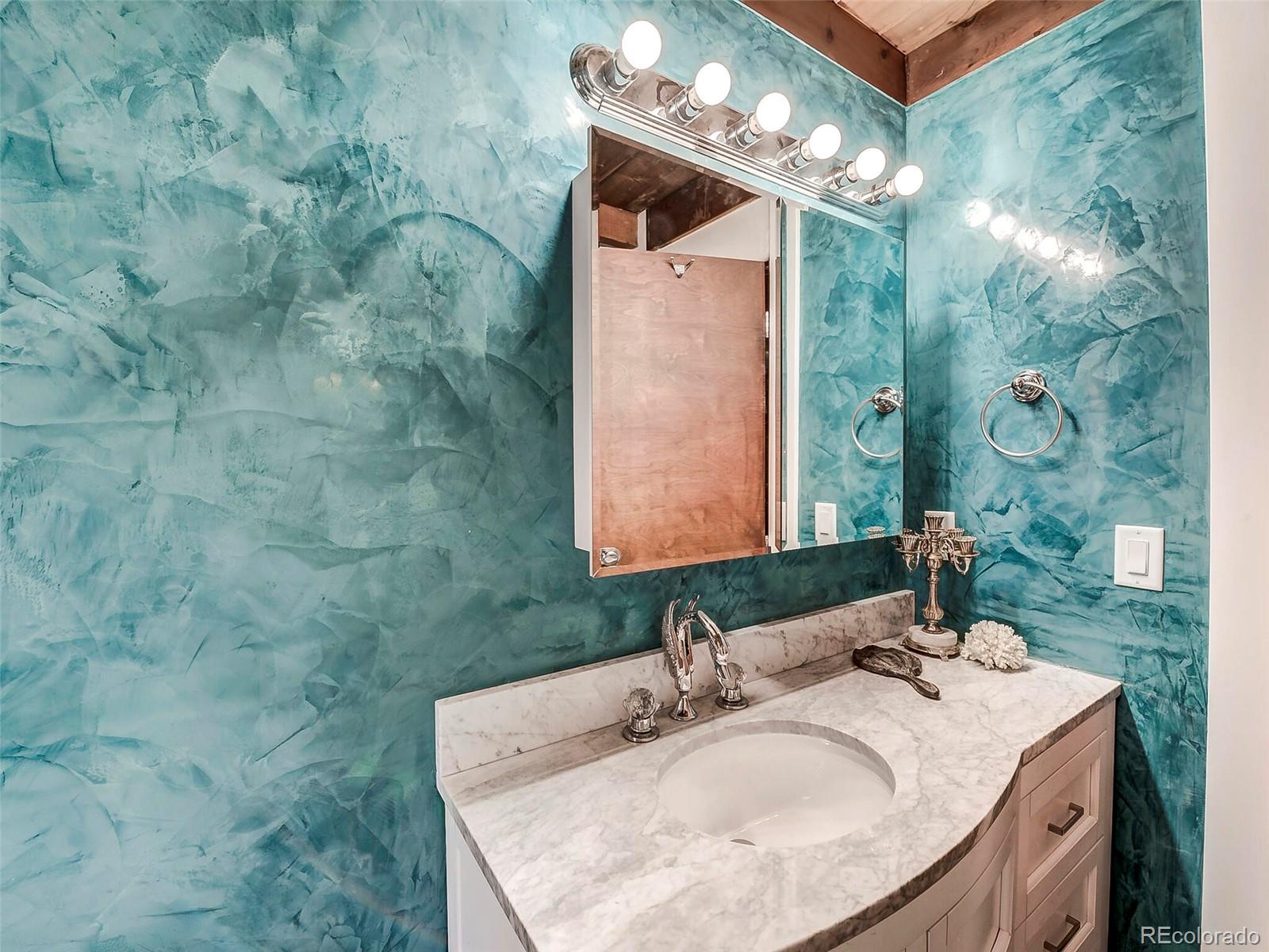 7580 West 33rd Avenue Wheat Ridge, CO 80033 - Photo 5 of 36 Gallery Image 5