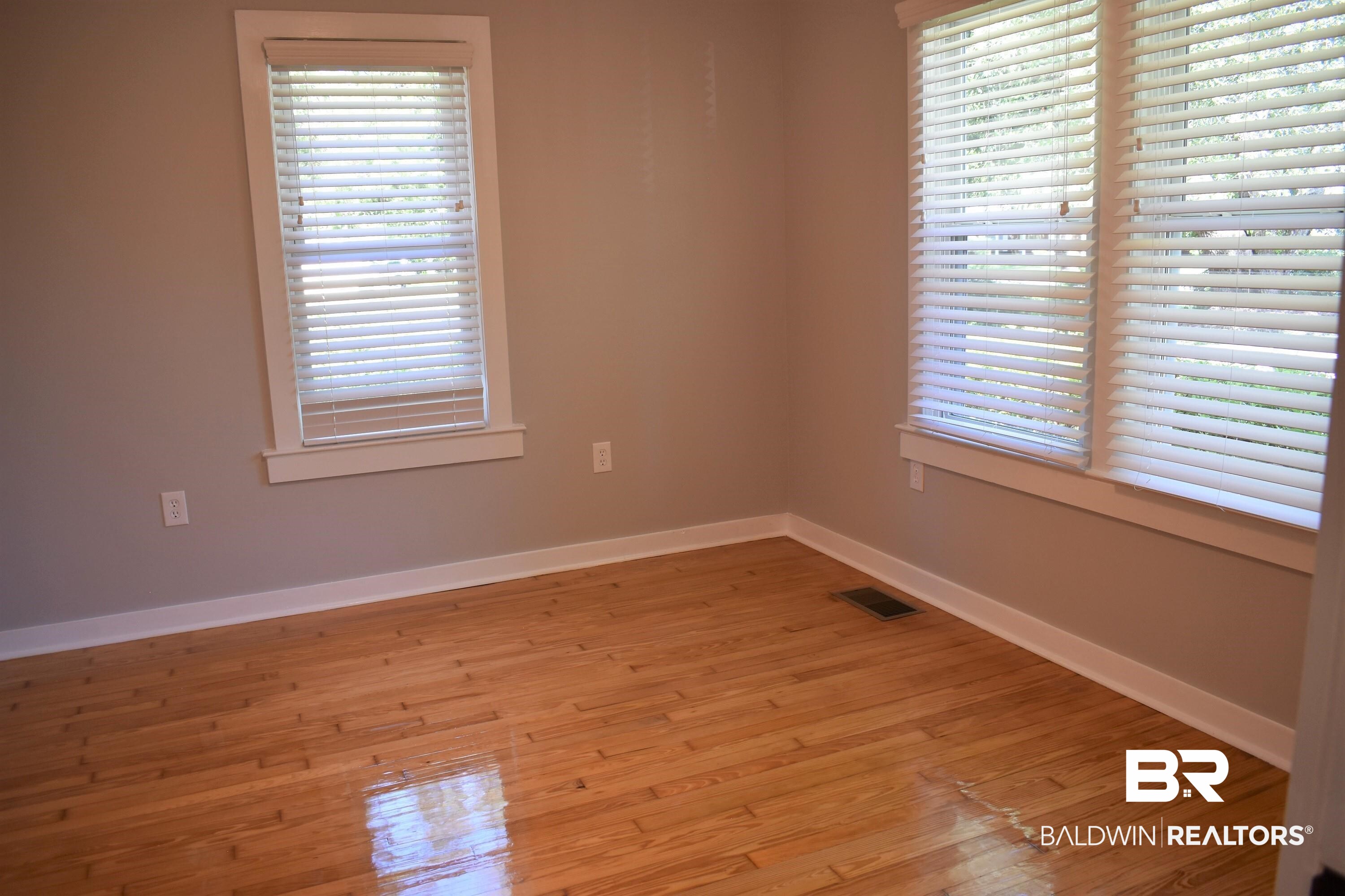 321 West Orange Avenue Foley, AL 36535 - Photo 17 of 50