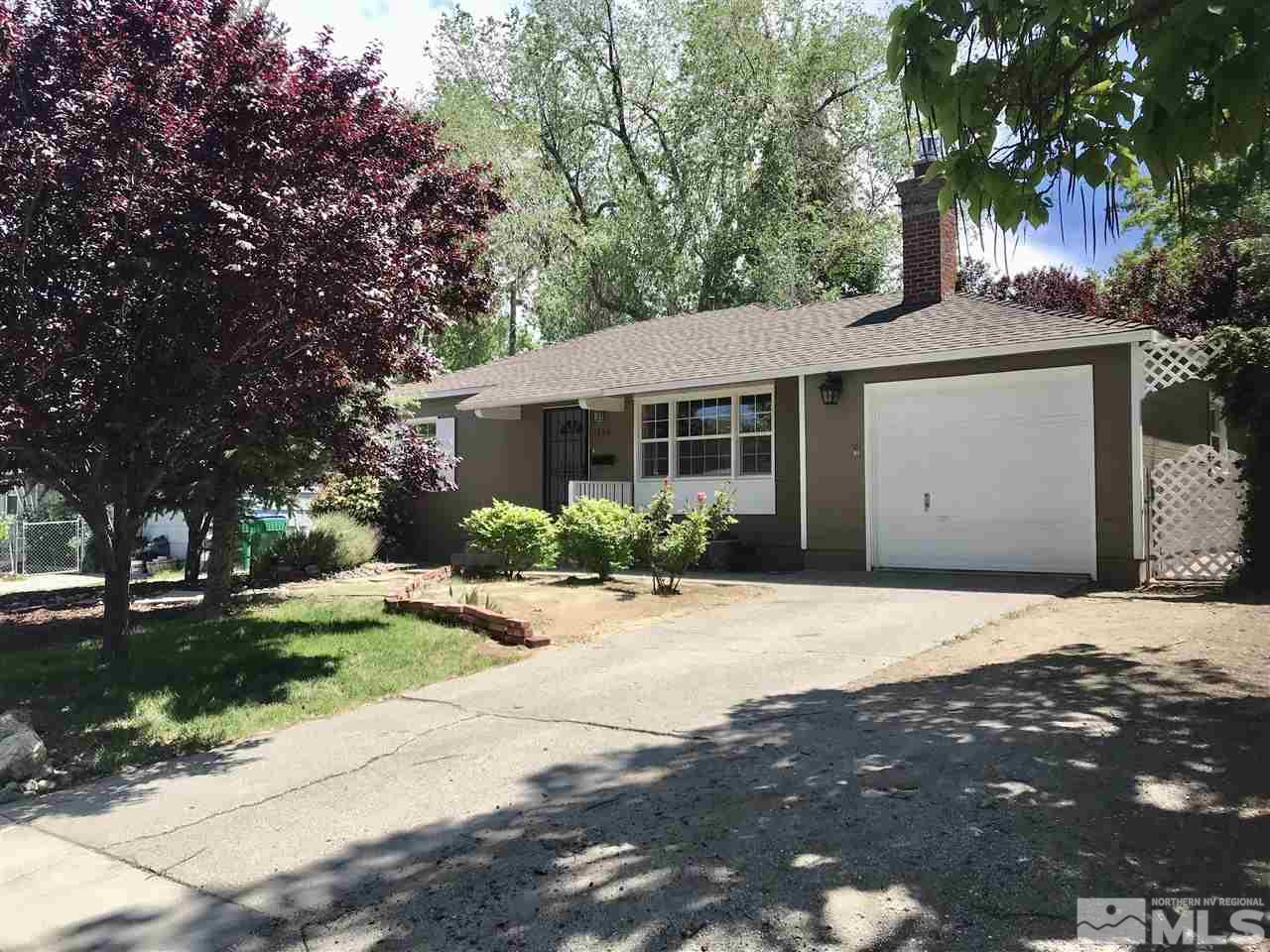 1680 Elmcrest Drive Reno, NV 89503 - Photo 2 of 15 Photo 2