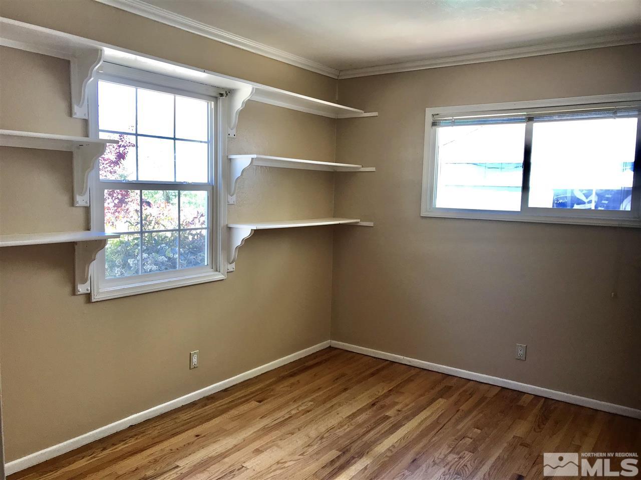 1680 Elmcrest Drive Reno, NV 89503 - Photo 9 of 15 Photo 9