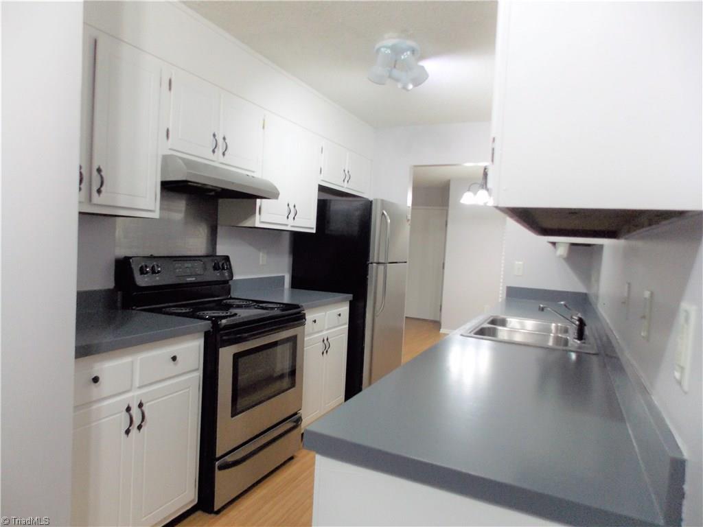 1702 North Hamilton Street, Unit B High Point, NC 27262 - Photo 10 of 22 Gallery Image 10