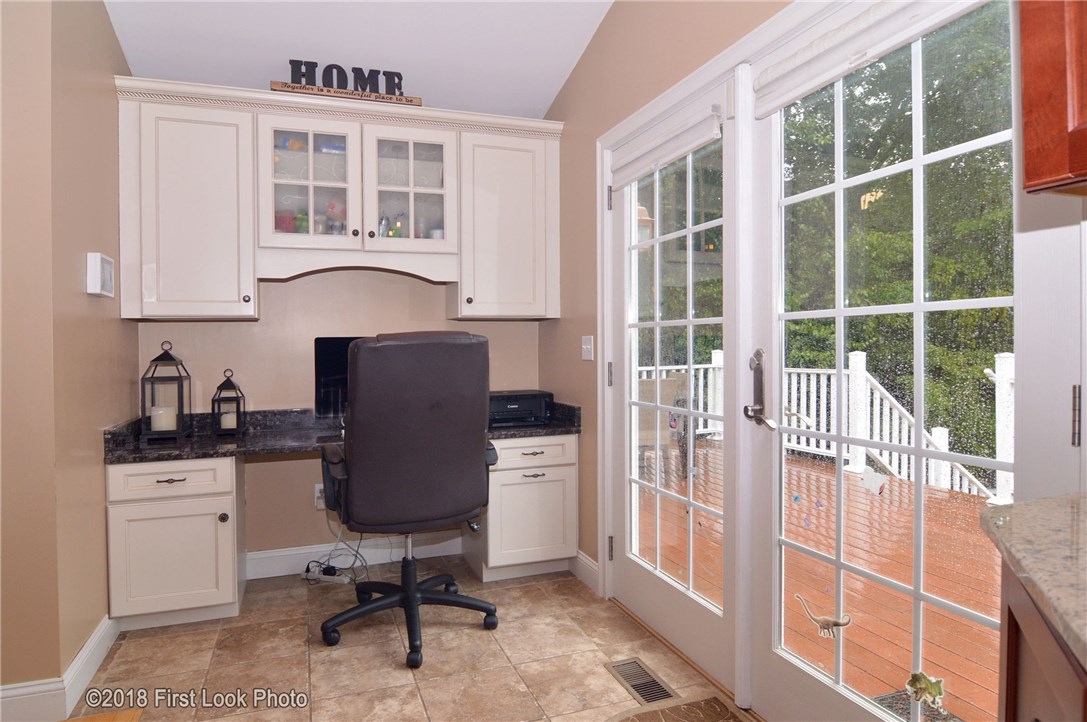 15 Meader Pond Road Lincoln, RI 02865 - Photo 13 of 38