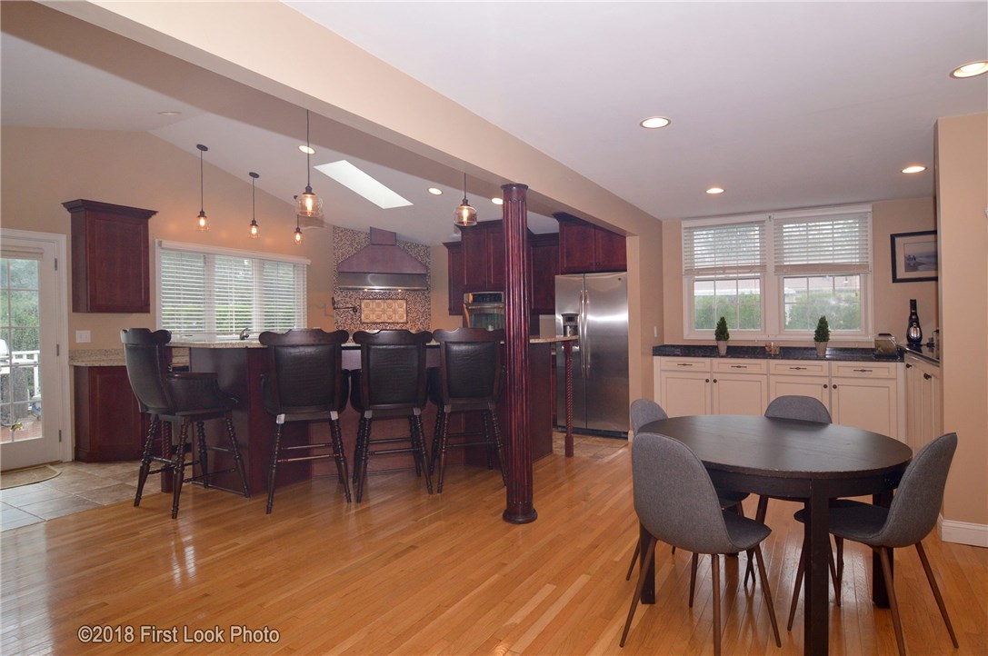 15 Meader Pond Road Lincoln, RI 02865 - Photo 4 of 38