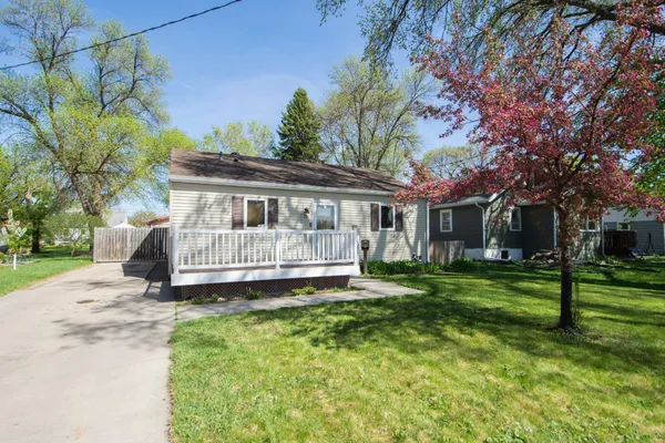 $295,000 | 906 14th Street North, Moorhead, MN 56560