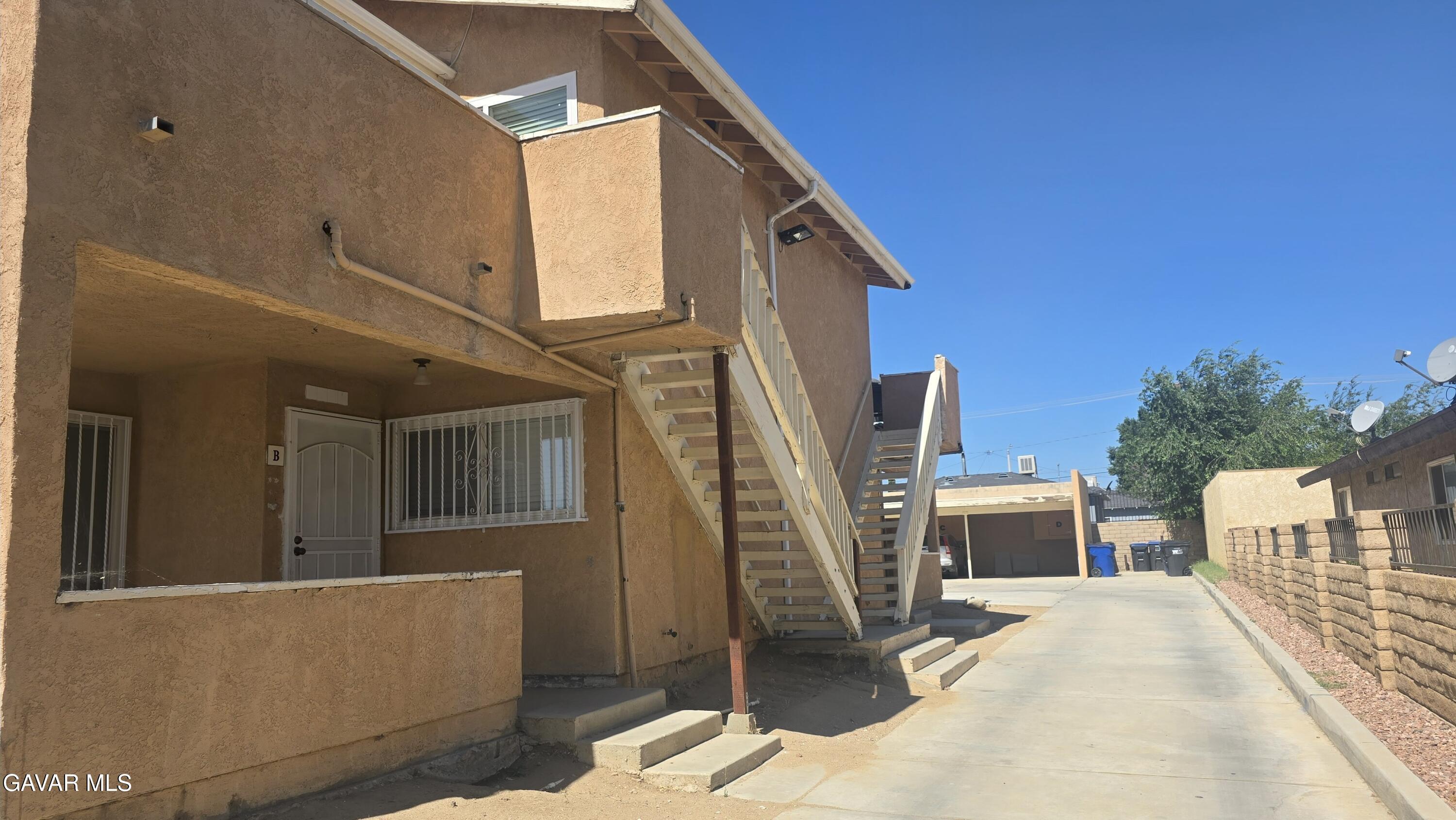 38551 10th Place East, Unit A Palmdale, CA 93550 - Photo 1 of 18