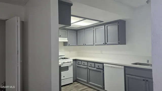 $1,600 | 38551 10th Place East, Unit A, Palmdale, CA 93550