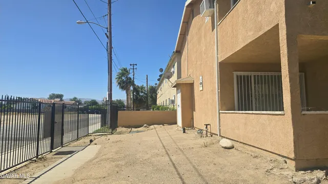 $1,600 | 38551 10th Place East, Unit A, Palmdale, CA 93550