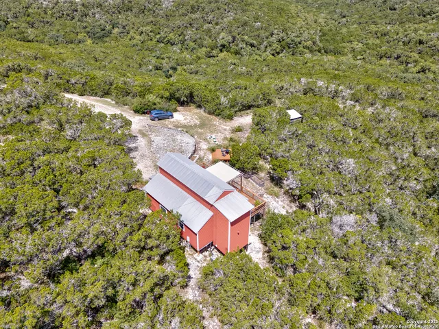 $665,000 | 776 County Road 270, Mico, TX 78056