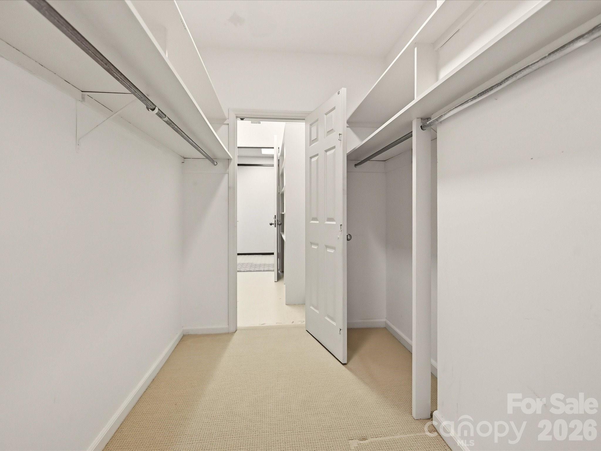 806 Cherokee Road Charlotte, NC 28207 - Photo 41 of 48 Gallery Image 41