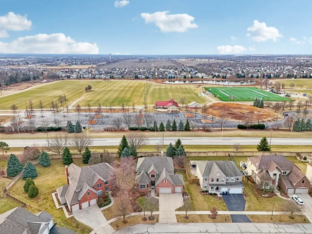 $999,900 | 3712 Ryder Court, Naperville, IL 60564