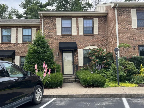 $225,000 | 102 Thistle Lane, Hermitage, TN 37076