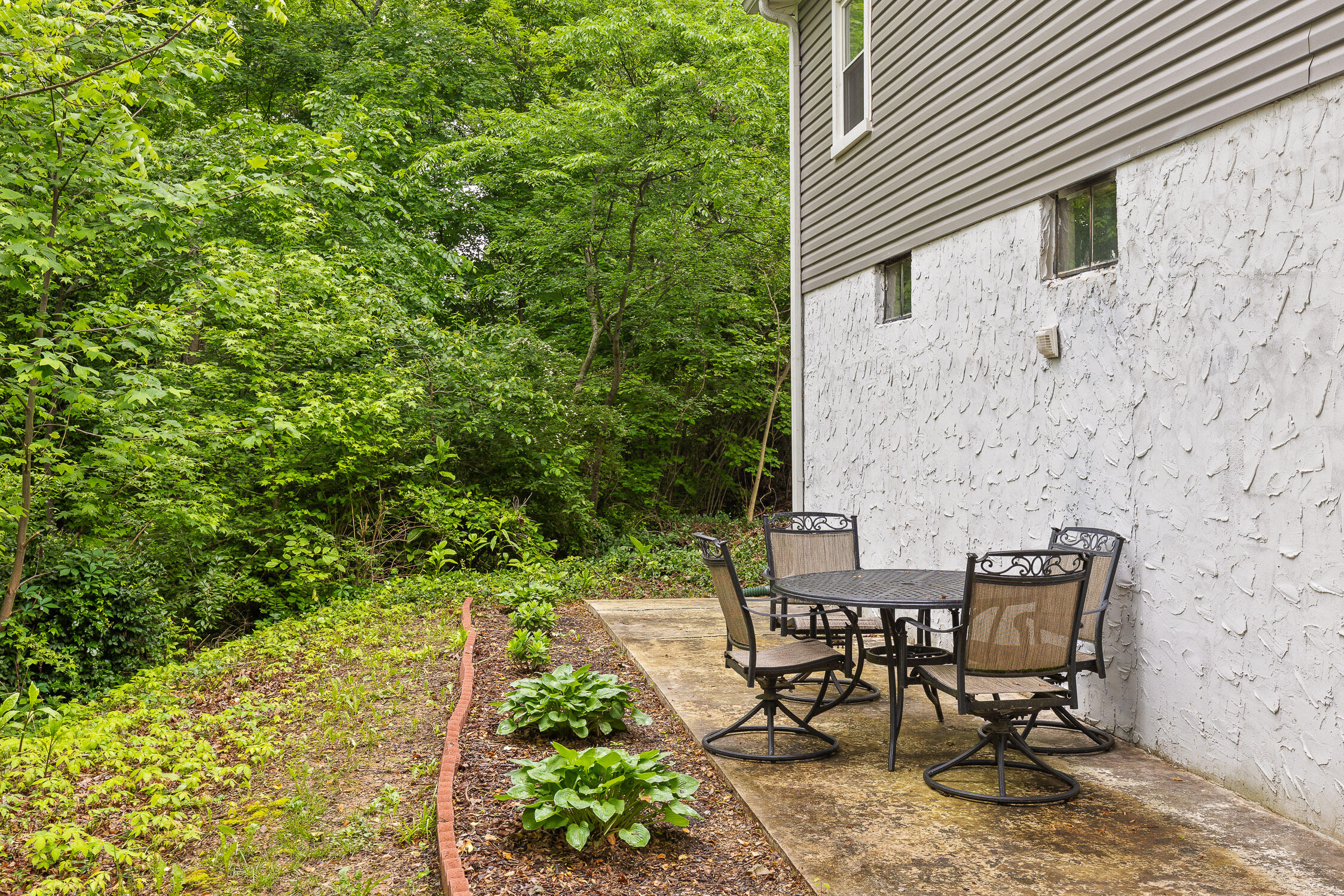 127 P'Poole Avenue Chattanooga, TN 37415 - Photo 23 of 23 Rear patio