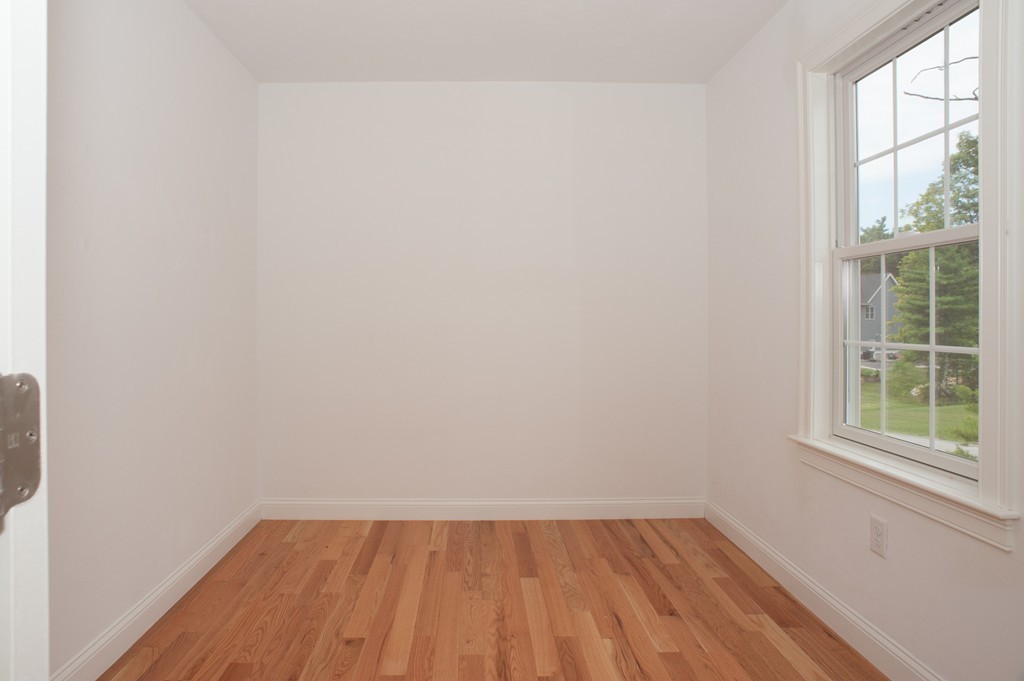 36 R Joseph Circle Northbridge, MA 01588 - Photo 16 of 29 Gallery Image 16