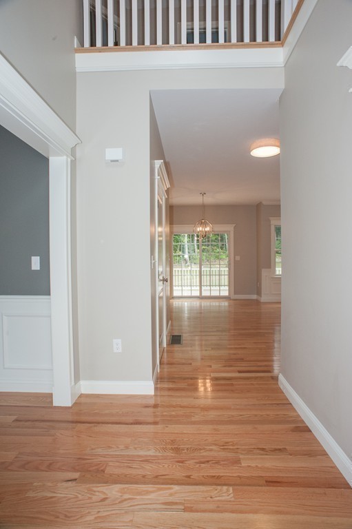 36 R Joseph Circle Northbridge, MA 01588 - Photo 9 of 29 Gallery Image 9