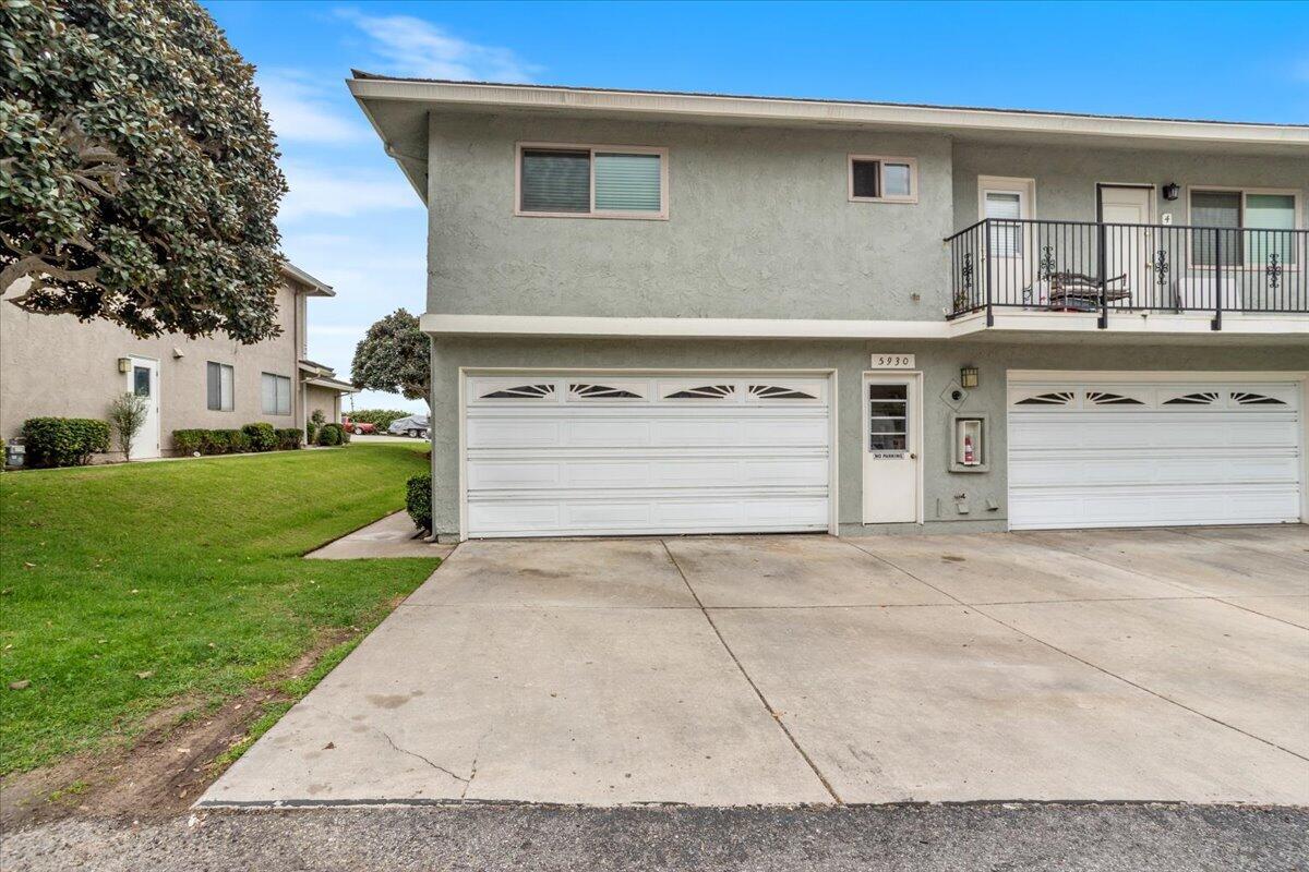5930 Via Real, Unit 3 Carpinteria, CA 93013 - Photo 23 of 23 a large white building with a outdoor space