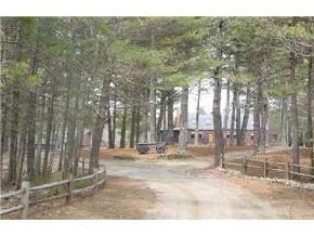 29 Hayes Road Alton, NH 03809 - Photo 2 of 9