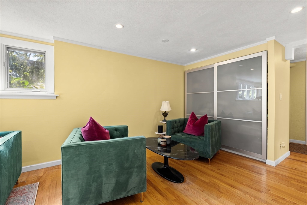 44 Windemere Road Wellesley, MA 02481 - Photo 28 of 39