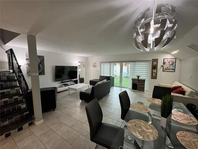 $2,950 | 4028 Southwest 67th Terrace, Unit 3, Davie, FL 33314