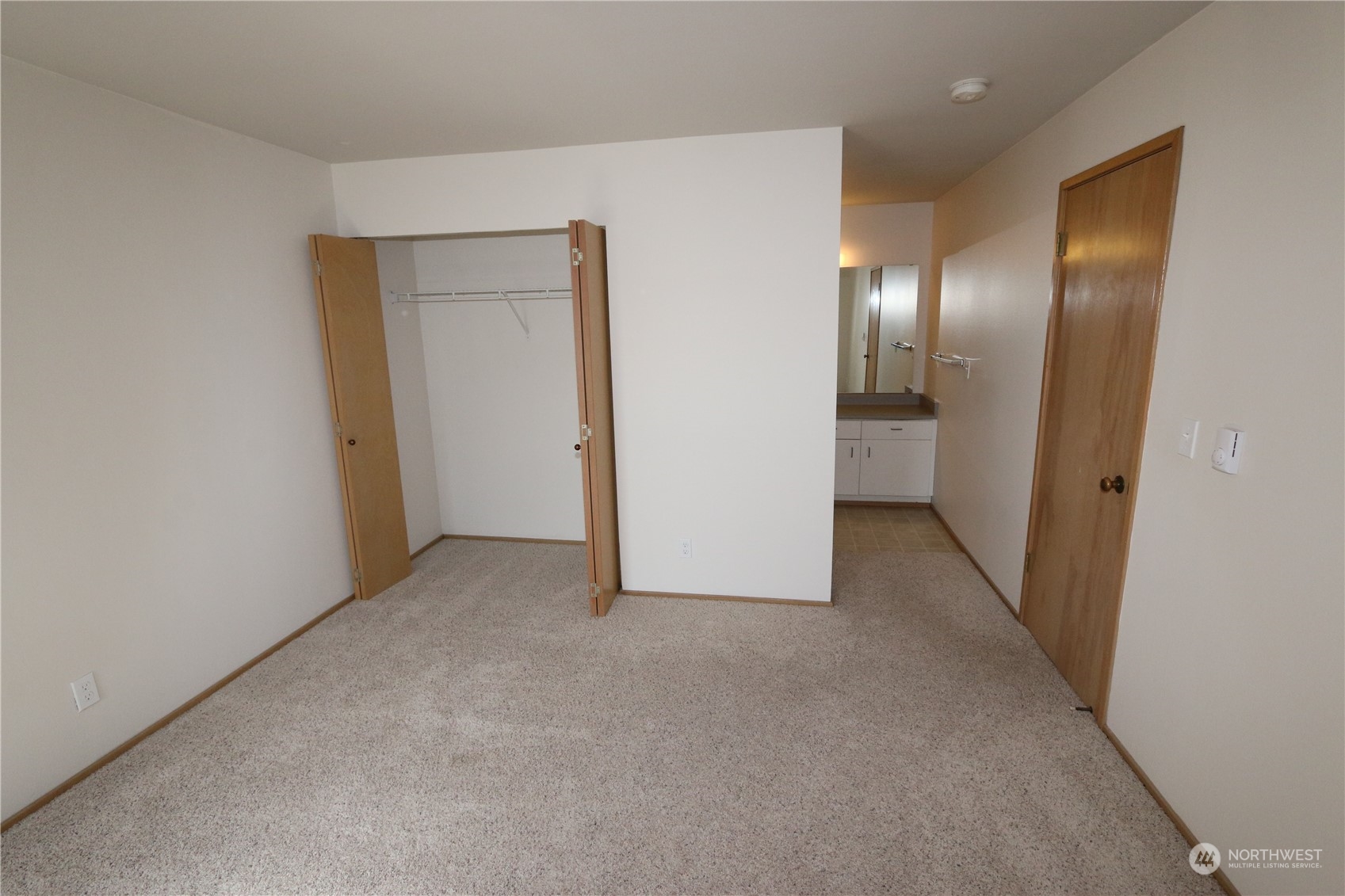 3435 Burke Avenue North Seattle, WA 98103 - Photo 18 of 21 a view of an empty room