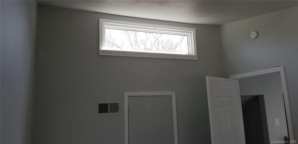 1220 Skyview Road Charlotte, NC 28208 - Photo 22 of 35 Gallery Image 22