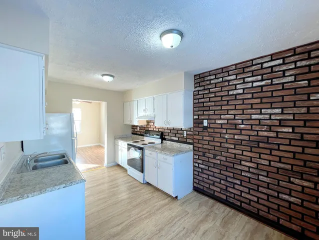 $1,995 | 908 Sycamore Lane, La Plata, MD 20646