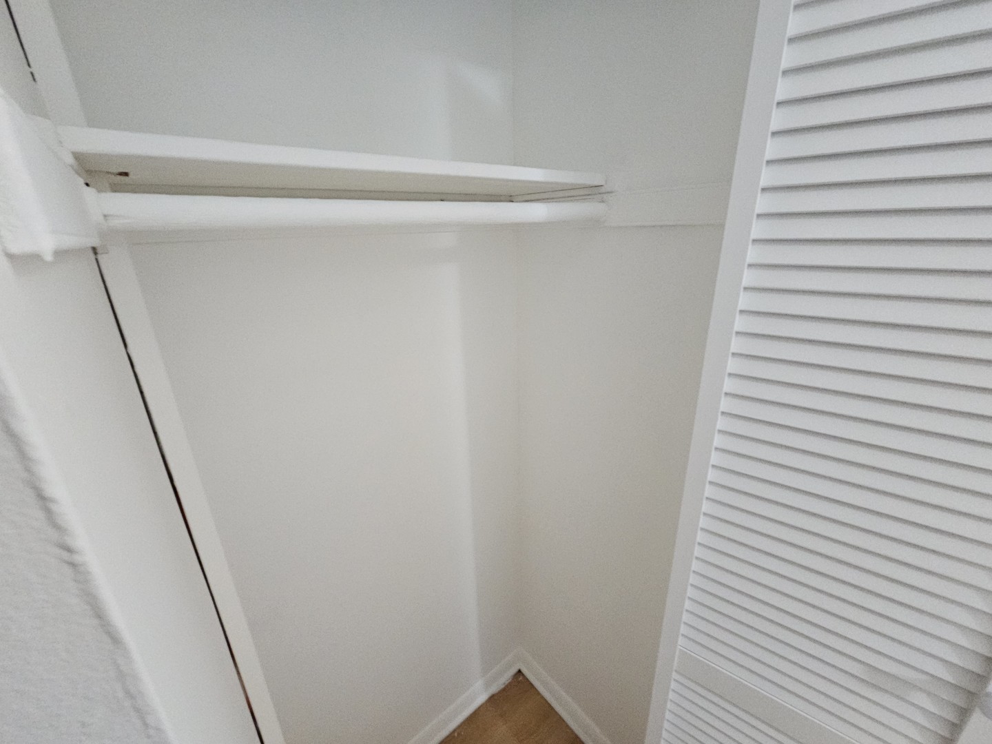 5906 North Sheridan Road, Unit 3D Chicago, IL 60660 - Photo 7 of 11