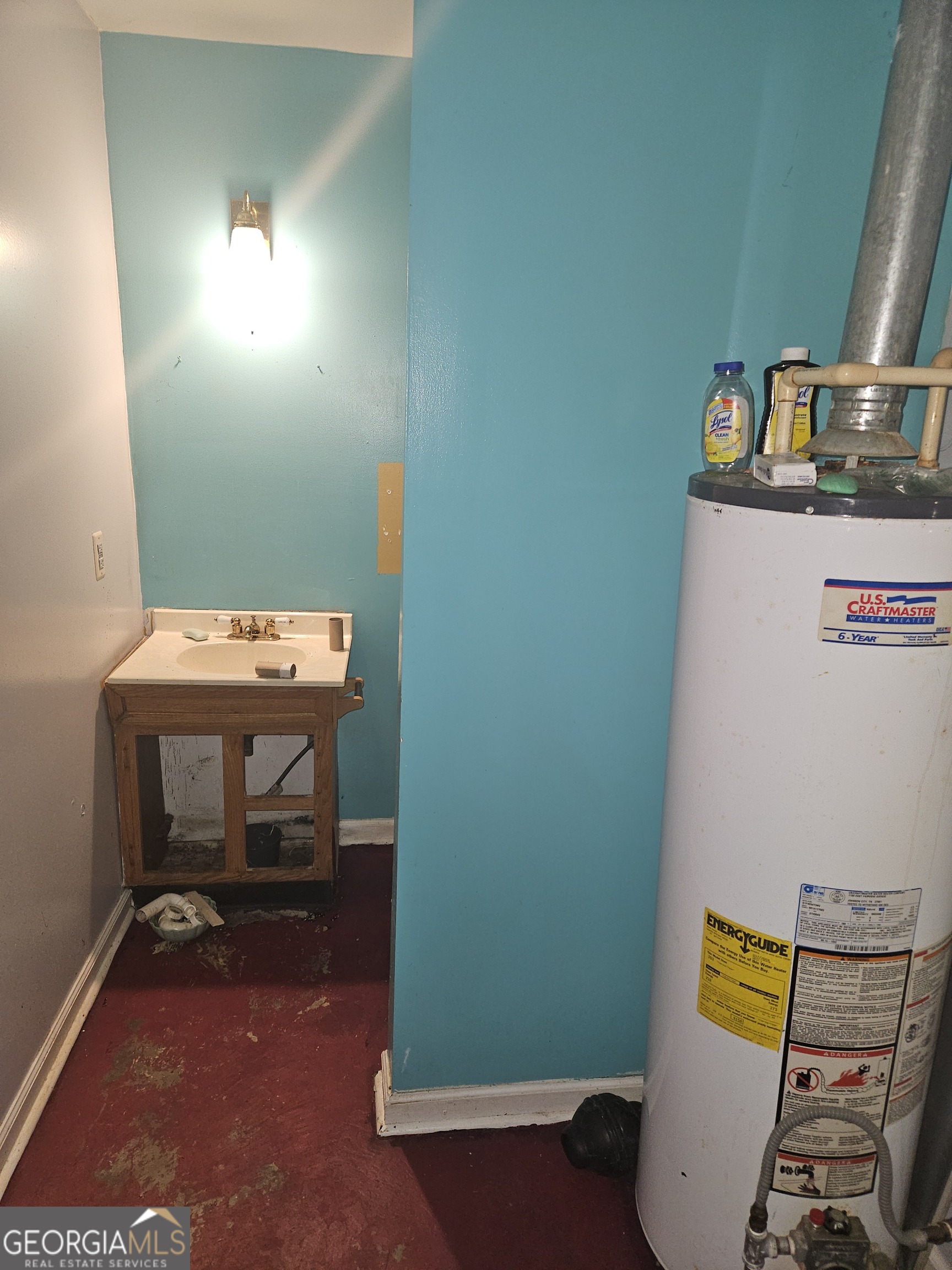 109 F Avenue Thomaston, GA 30286 - Photo 23 of 25 a view of a workspace with furniture