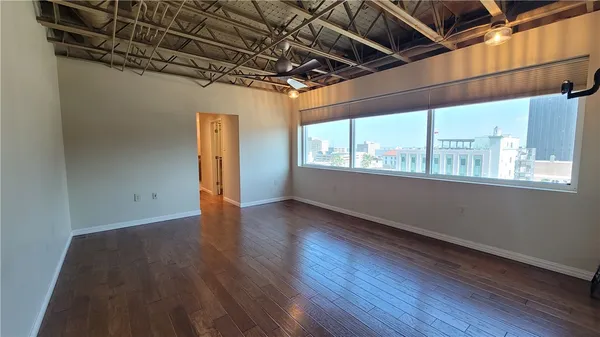 $2,800 | 901 North Upper Broadway, Unit 502, Corpus Christi, TX 78401