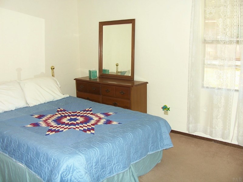 8024 South Airport Road Milton, FL 32583 - Photo 8 of 15 Gallery Image 8