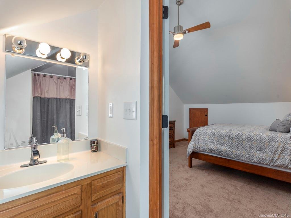 8 Reuben Road Asheville, NC 28804 - Photo 12 of 20 Gallery Image 12