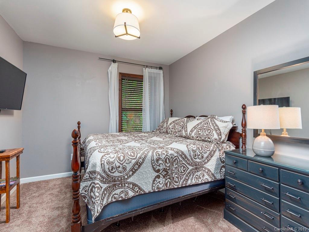 8 Reuben Road Asheville, NC 28804 - Photo 13 of 20 Gallery Image 13