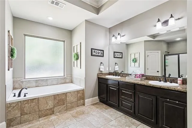 $385,000 | 172 Fayedaye Drive, Madisonville, LA 70447