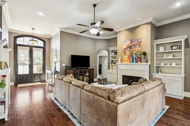 $385,000 | 172 Fayedaye Drive, Madisonville, LA 70447