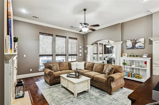 $385,000 | 172 Fayedaye Drive, Madisonville, LA 70447