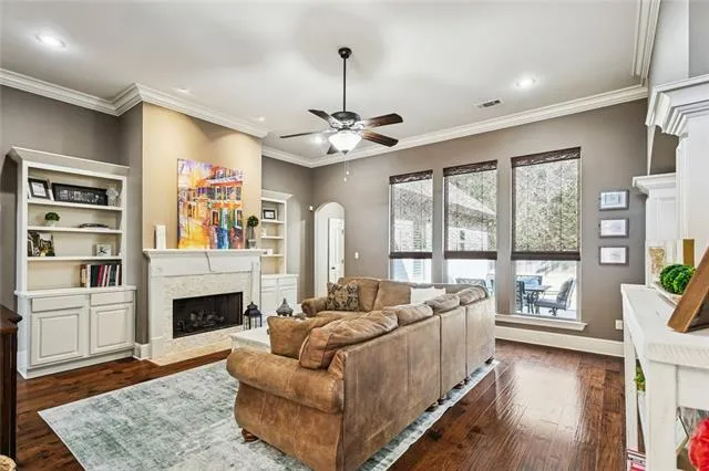 $385,000 | 172 Fayedaye Drive, Madisonville, LA 70447