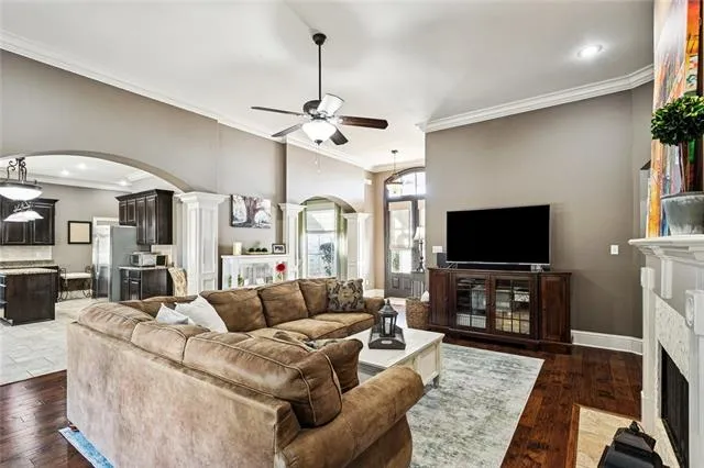 $385,000 | 172 Fayedaye Drive, Madisonville, LA 70447