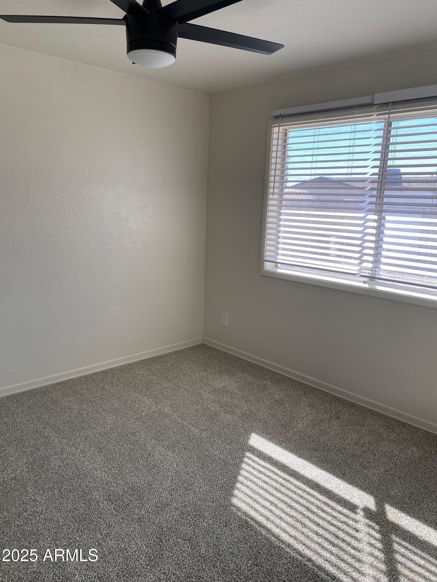 1821 West Libby Street Phoenix, AZ 85023 - Photo 15 of 26 a view of a room with window