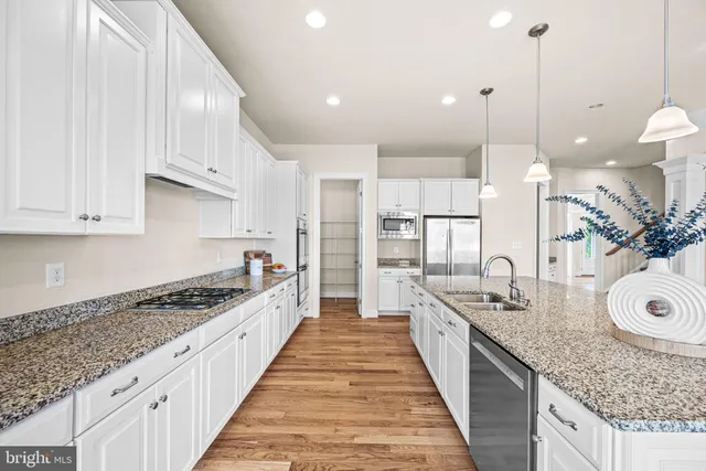 $1,499,000 | 708 Stonecliffe Road, Malvern, PA 19355