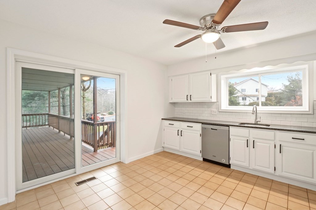 260 Captain Eames Circle, Unit 260 Ashland, MA 01721 - Photo 11 of 42