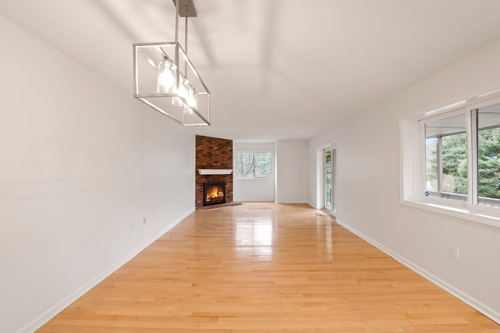 260 Captain Eames Circle, Unit 260 Ashland, MA 01721 - Photo 5 of 42