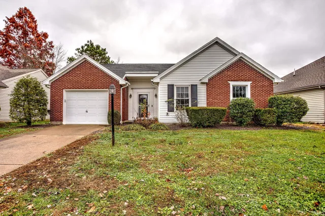 $220,000 | 3305 North Stockwell Road, Evansville, IN 47715