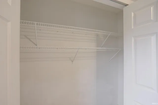 $220,000 | 3305 North Stockwell Road, Evansville, IN 47715