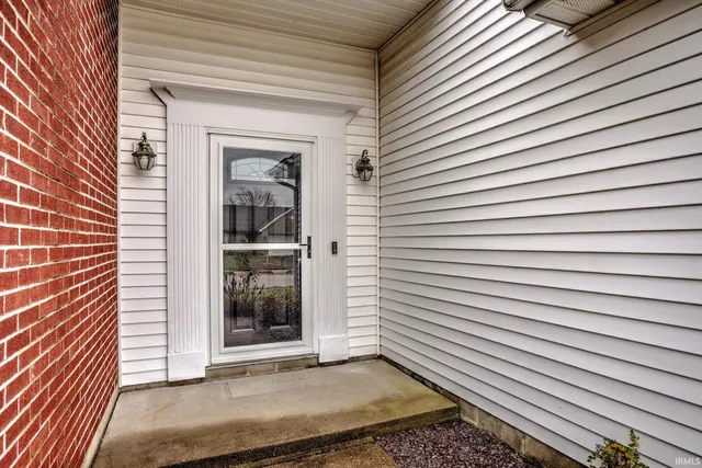 $220,000 | 3305 North Stockwell Road, Evansville, IN 47715