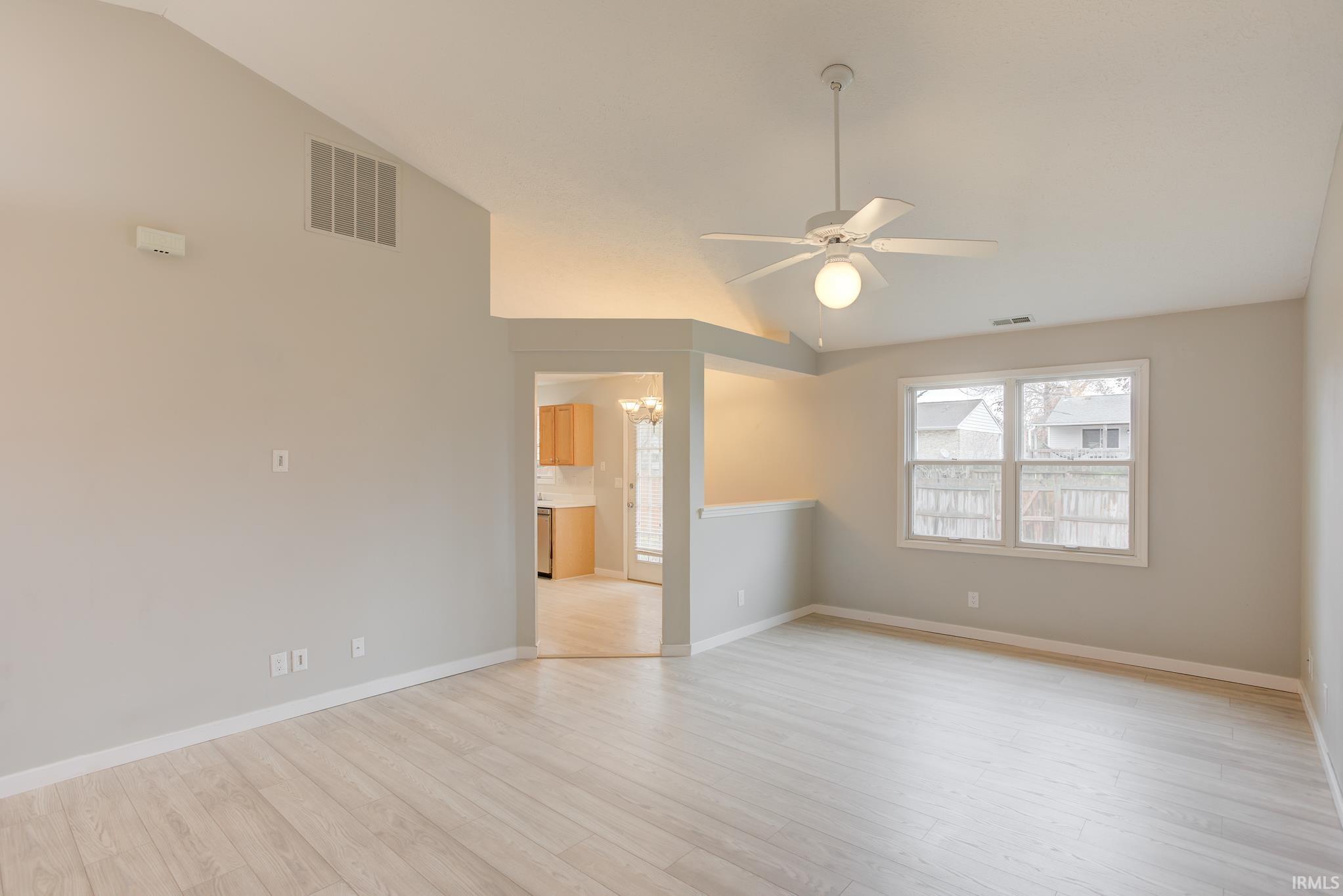 3305 North Stockwell Road Evansville, IN 47715 - Photo 8 of 27