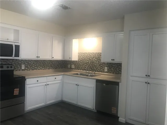 $249,900 | 2918 River Bend Court, Corpus Christi, TX 78415