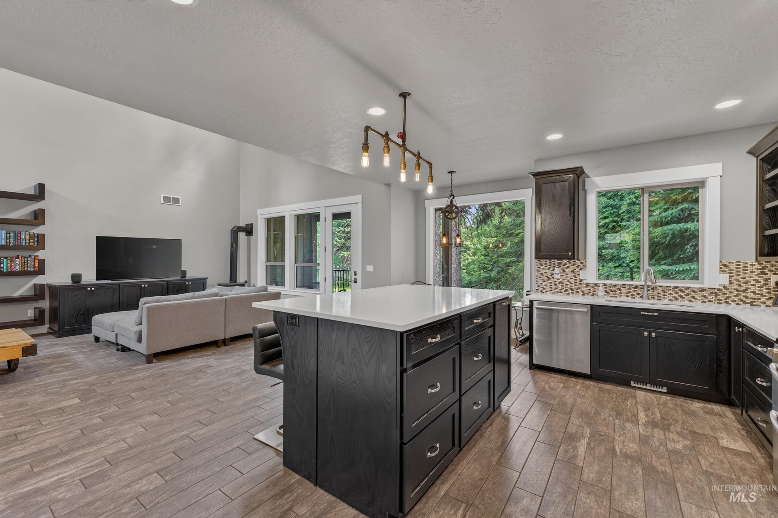 1003 Violet Way McCall, ID 83638 - Photo 17 of 45